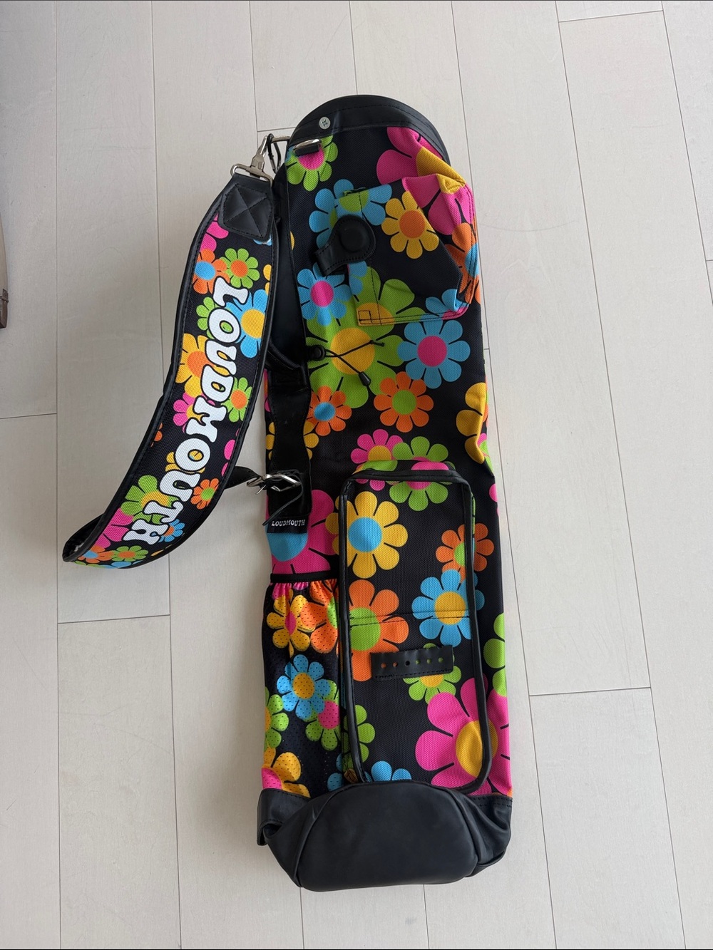 NEW!! Loudmouth Travel Golf Bag with Retro Floral Print